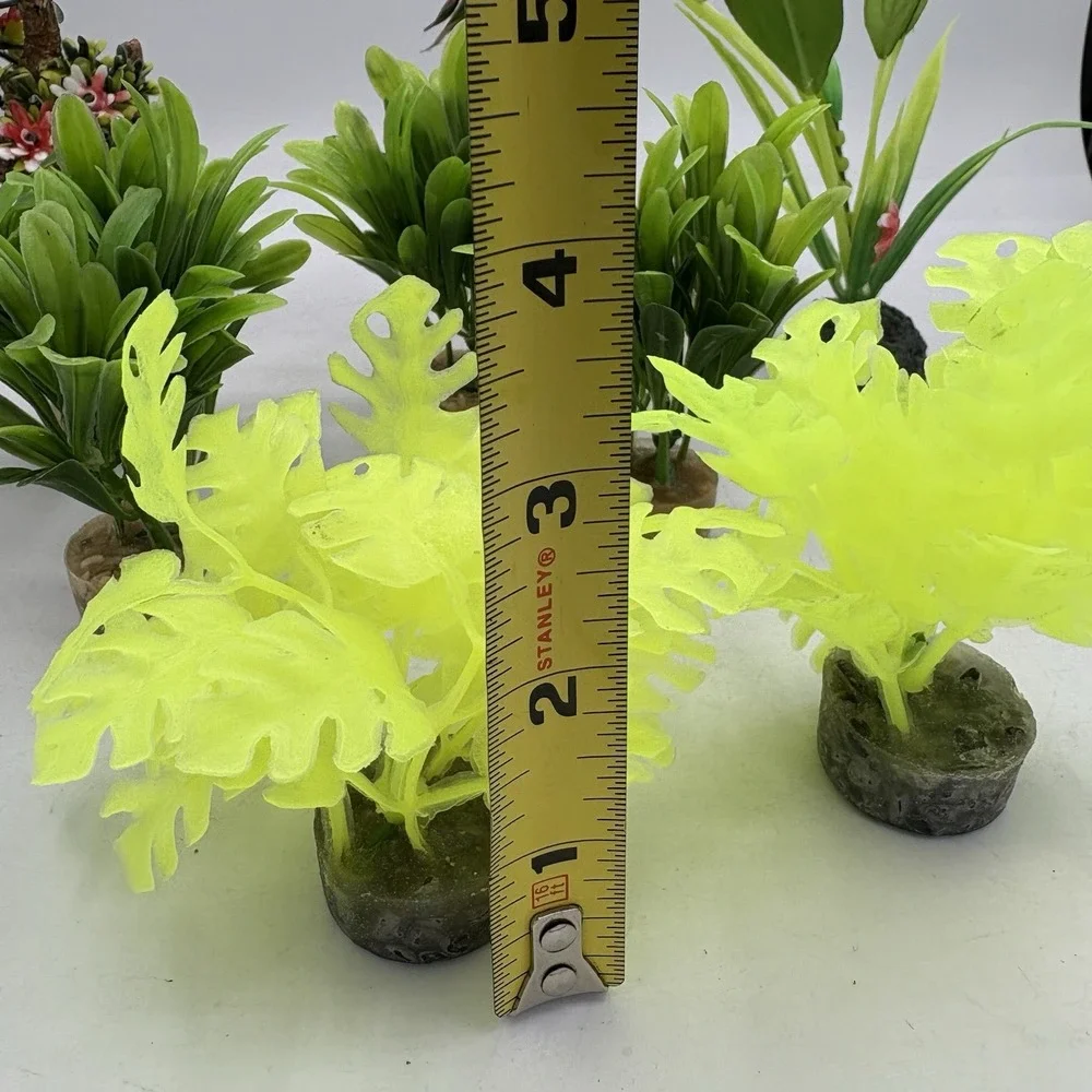 Fish Aquarium Plastic Plant &‎ Decoration Lot of 8 Green Tropical